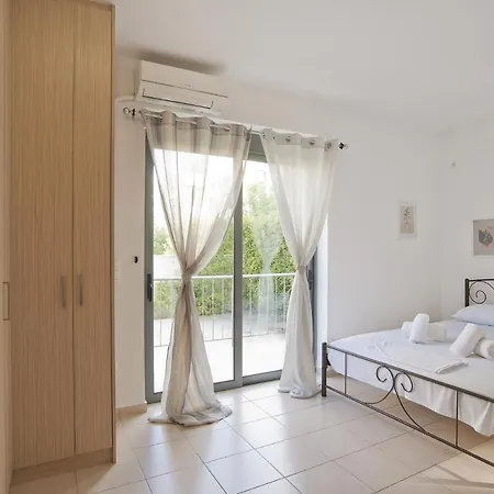 Glyfada Cozy Athens
