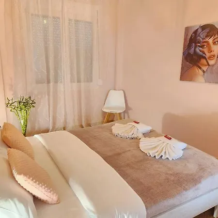 Kallithea's Heart Greendom Apartment
