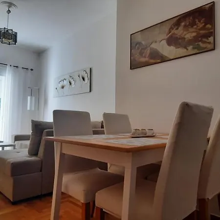 Διαμέρισμα Calm & Cozy Corner *