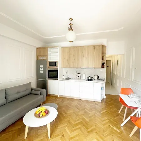 Noblenotes - Victor Apartman *