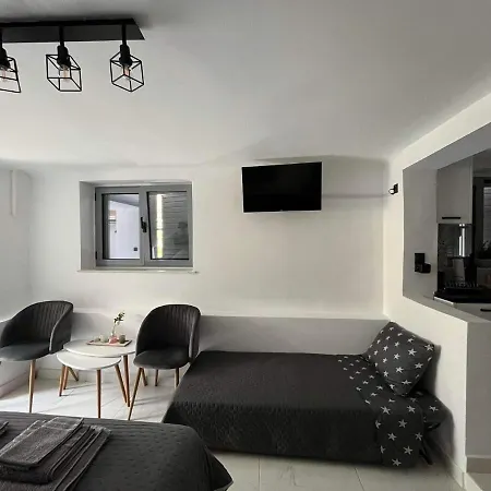 Riviera-melrod-athens Apartment
