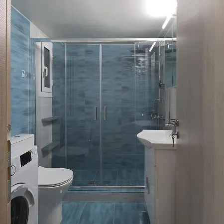 Apartment Comfortable Next To Museum And Park