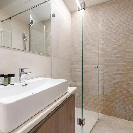 Phaedrus Living: Executive Flat Kolonaki * Athens