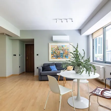 Apartment Bright 2bdr Downtown Exarcheia! *