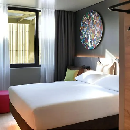 فندق Moxy 3*