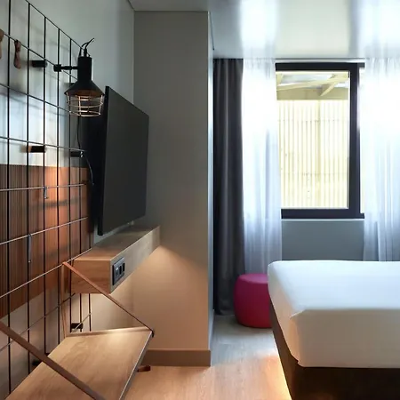 Moxy فندق