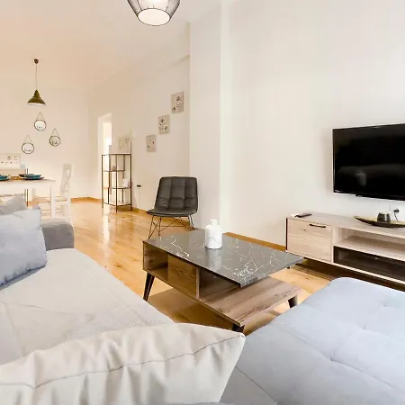 Mezonos Modern 65sqm Apt In *
