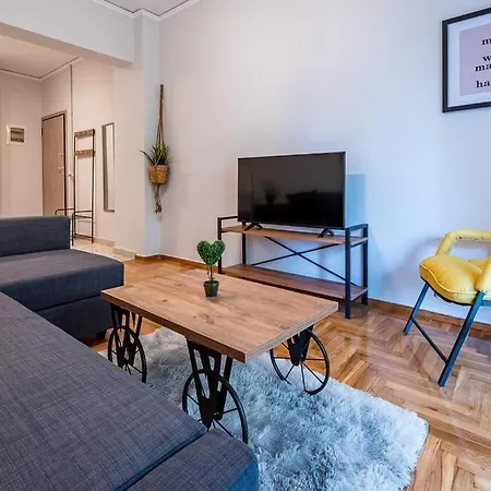 The Athenian Hideaway 2- Bedroom In Thiseio *
