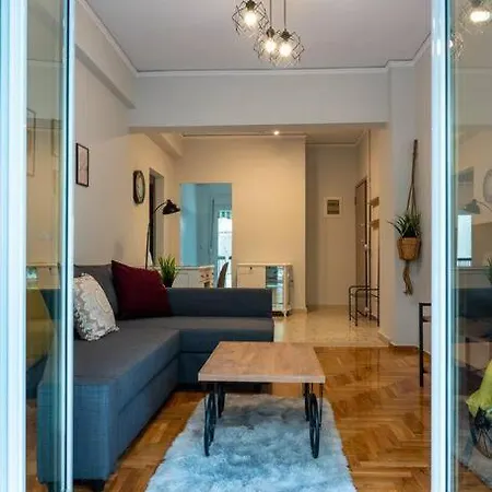 The Athenian Hideaway 2- Bedroom In Thiseio *