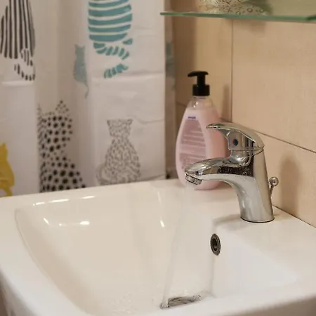 Glyfada Cozy Apartment *