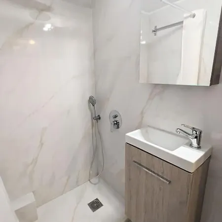 Beautiful 1 Bedroom Flat Near Olympic Stadium Athens