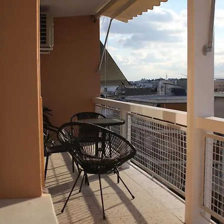 Agnes Filopappou Apartment *