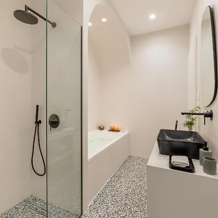 Luxury & Great Location Athens