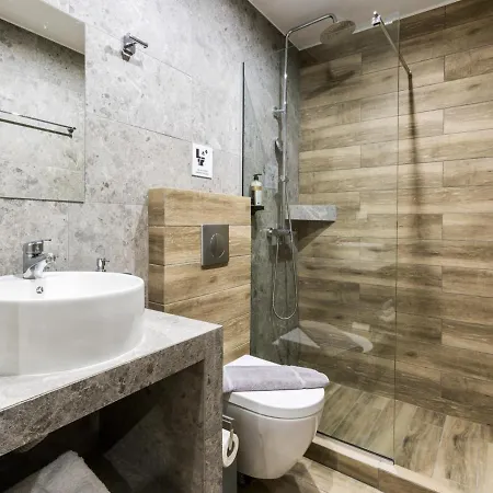 Apartment Raise Averof Serviced
