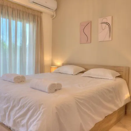 Elegant 2-bedroom With Sea View, 100m2 * Athens