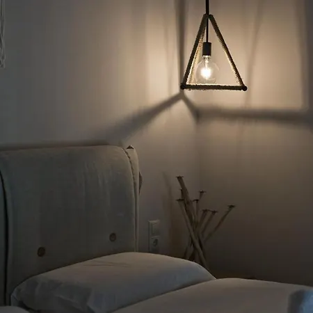 Stylish At Pagrati Apartment Athens