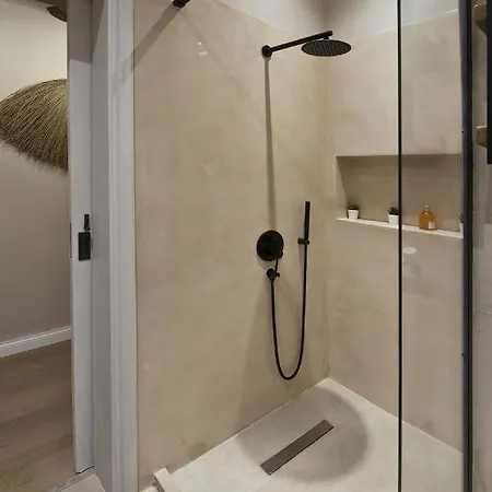 Stylish At Pagrati Apartment