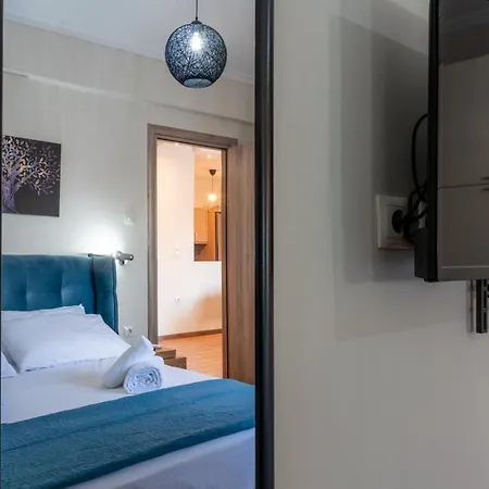 Apartment Luxury Overlooking The Citadel Of Tsakas