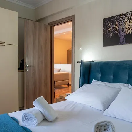 Apartment Luxury Overlooking The Citadel Of Tsakas Athens