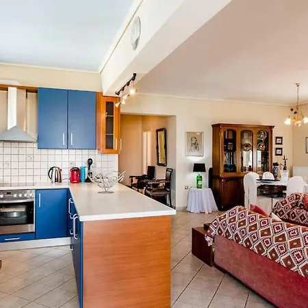 Pantheon Penthouse, Riviera *