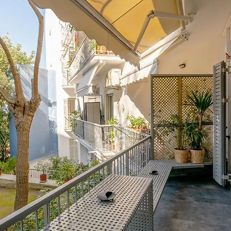 Secret Garden Downtown Apartment Athens