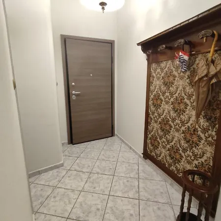 Family Apartment *
