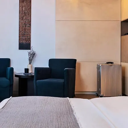 Hotel Life Gallery 5*