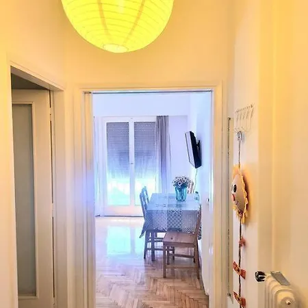 Apartment 雅典的家