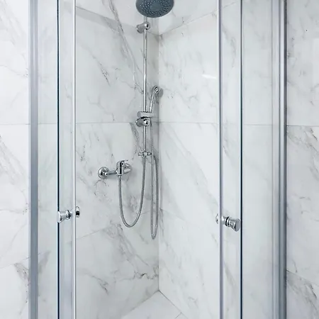 Mezonos Modern 65sqm Apt In Apartment Athens