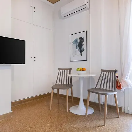 Breeze One Bedroom By Blupine * Athens