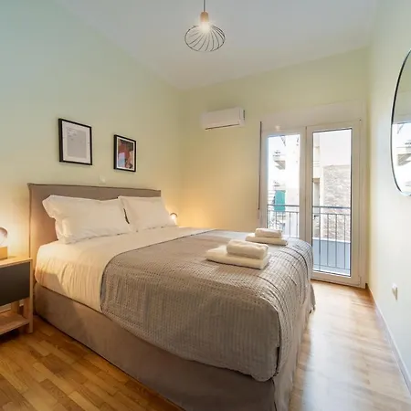 Aris123 By Smart Cozy Suites: Aparthotel 3*