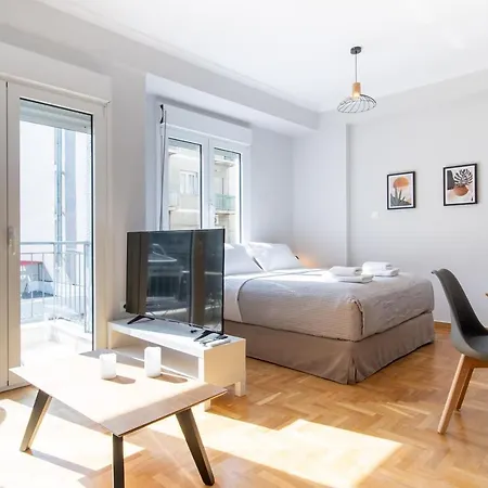 Aris123 By Smart Cozy Suites: Aparthotel