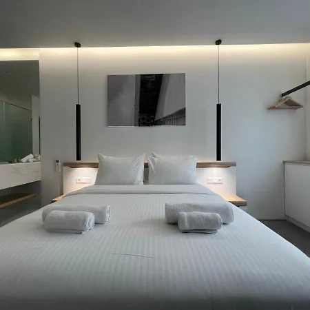 The Dazzling Glimpse Acropolis Apartment