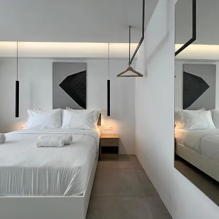 The Dazzling Glimpse Acropolis Apartment