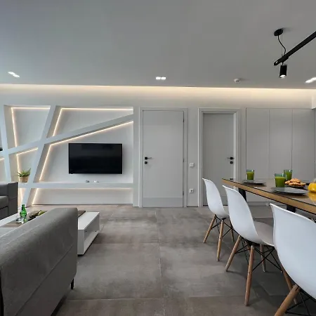 The Dazzling Glimpse Acropolis Apartment *