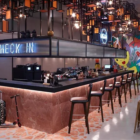 فندق Moxy 3*