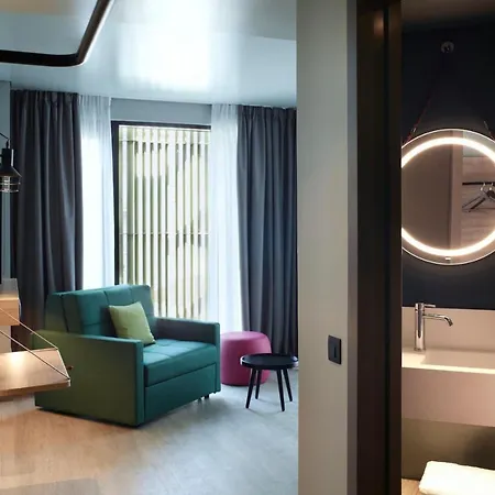 Moxy 3* أثينا