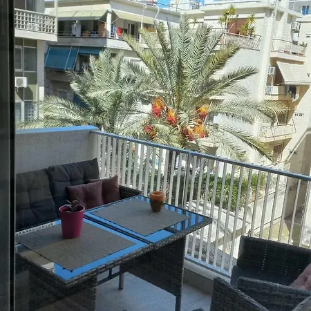 Lovely Faliro Next To The Sea. Apartment Athens