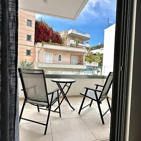 Apartment Dafni 3 *