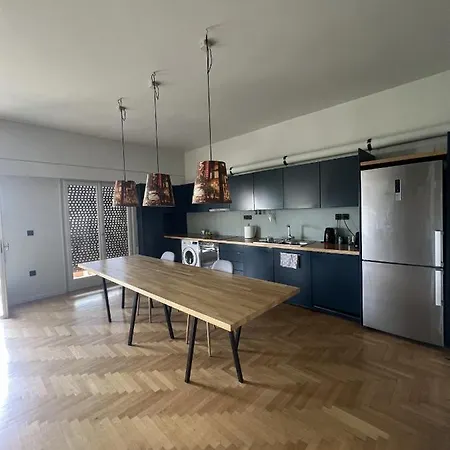 Central Apartment