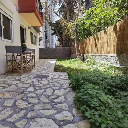 Locaroo With Garden Space Athens
