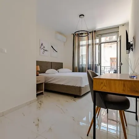 Plaka Nefeli Elegant Urban Retreat In Historic Heart Apartment *