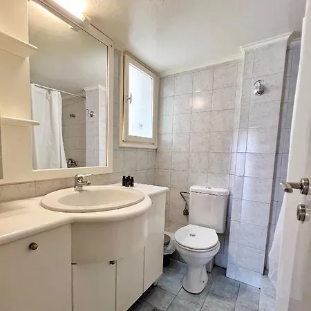 Apartamento Mario's Comfortable Local Apartment, Next To Metro Station, Close To Acropolis *