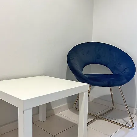 Mario's Comfortable Local Apartment, Next To Metro Station, Close To Acropolis Apartment *