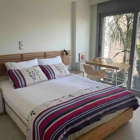 Lovely Maisonette Apartment *