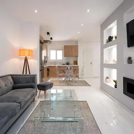 “athens Cosmos” In Neos Kosmos Apartament Ateny