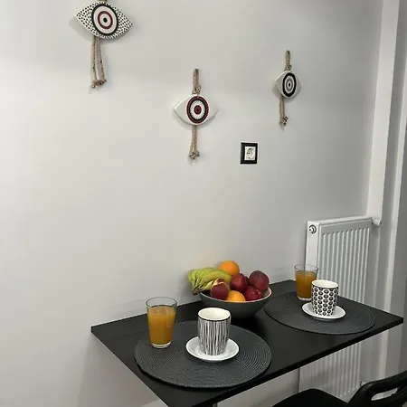 Apartment La Flor, Gizi Attikis