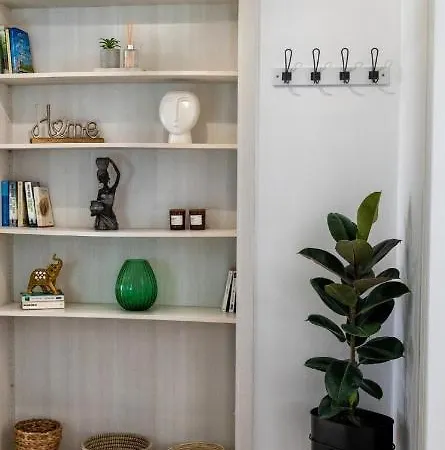 Lux Garden Near Acropolis In The Heart Of Apartament