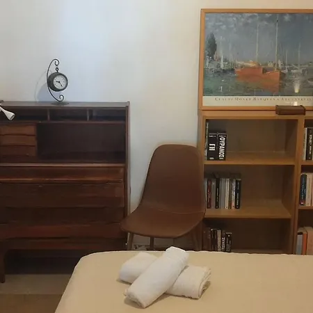 το σπίτι του καπετάνιου στη βουλιαγμένη * Athens