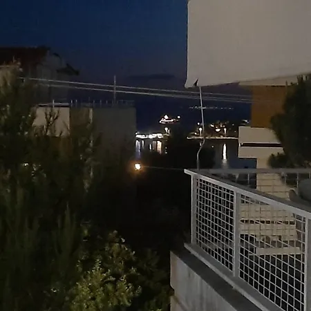 το σπίτι του καπετάνιου στη βουλιαγμένη Apartment